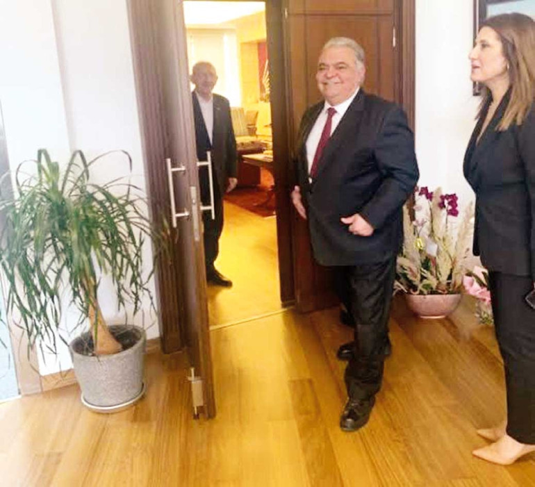 Titanik, zenginlik, tatminsizlik falan