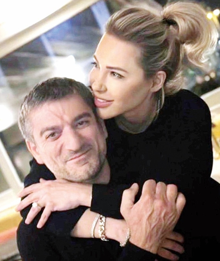 ‘Serafina’yı sattı