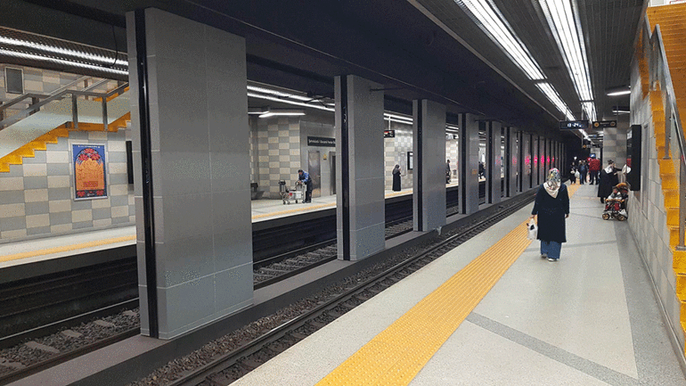 Bisiklet yolları otopark oldu