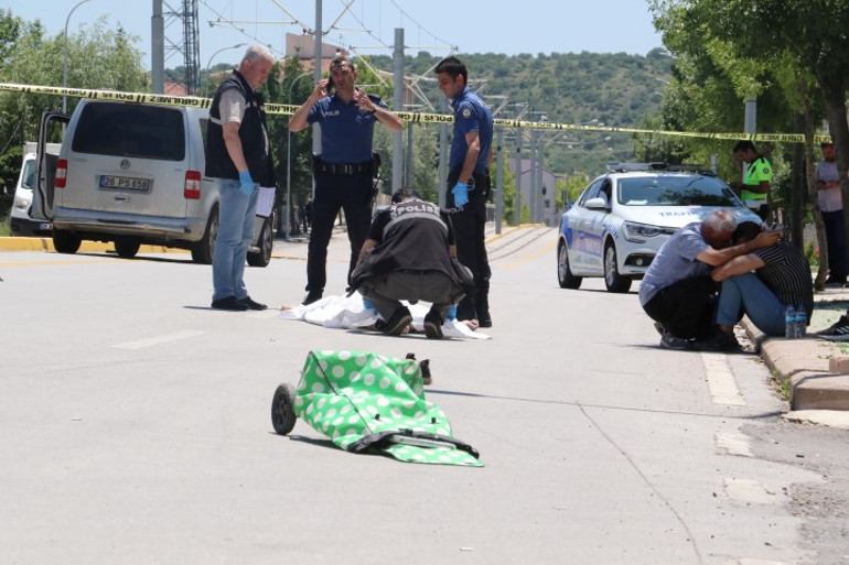 Tatil yolunda feci kazalar Acı haberler peş peşe geldi: 21 can kaybı