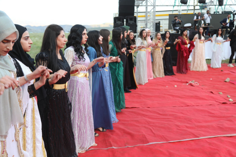 Damada 6 milyon lira, geline 4 kilo altın takıldı