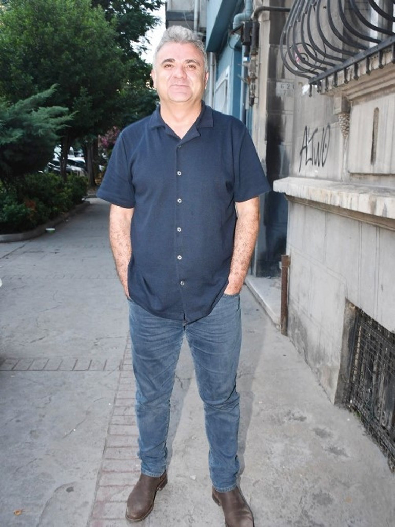 Mehmet Ali Erbil Cihangirde... Bugün halk günüymüş, ben de halktan sayılırım