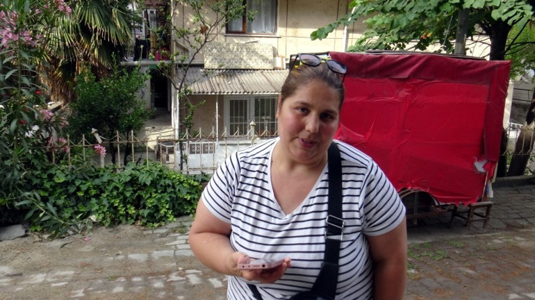 Arkadaşıyım yalanıyla altın bilekliği çaldı