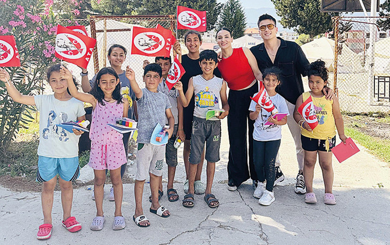 Ünlü oyuncu yıllar sonra görüntülendi... Meraklı Melahat’in selamı var