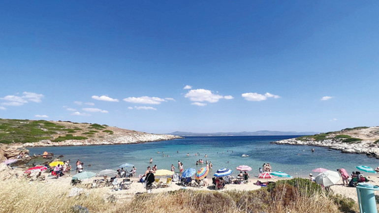 Turist bayramı Yerli ve yabancı ziyaretçiler ören yerlerine akın etti