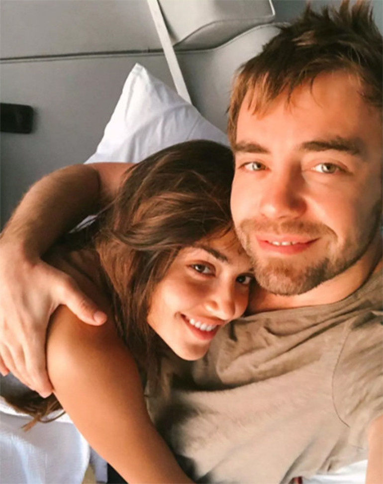 Hande ile Hakanın aşkı çoktan sınırları aşmış: Güneşin altında sarmaş- dolaş