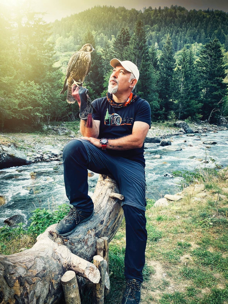 Alp Alper’in ‘Gökyüzünden Türkiye Air’ kitabı çıktı... Sadece kamera değil fotoğrafçı da uçtu