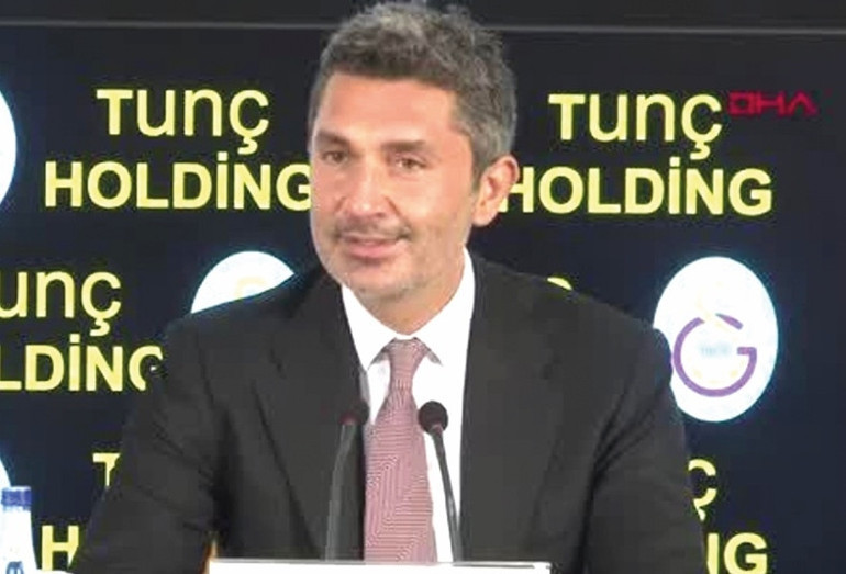 Deren’in ‘Cimbom’ aşkı