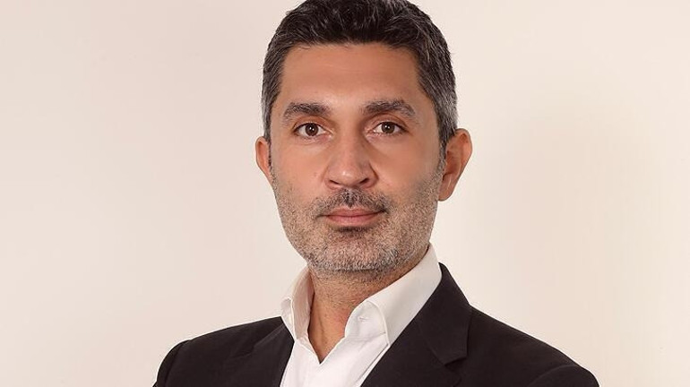 Aralarında 11 yaş var... işte Deren Talunun yeni aşkı