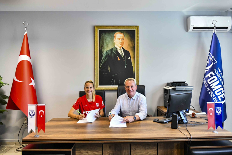 Karadağ Milli Takımı kaptanı Bulatovic, FOMGETte