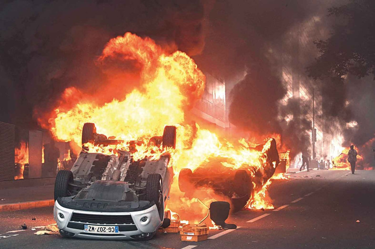 Fransa da neler oluyor... Kod adı ‘sıcak yaz’