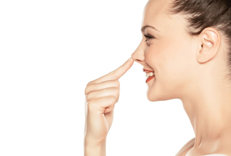 Estetik Plastik Cerrahi Uzmanı Op. Dr. Bülent Cihantimur: Ameliyatsız burun estetiği