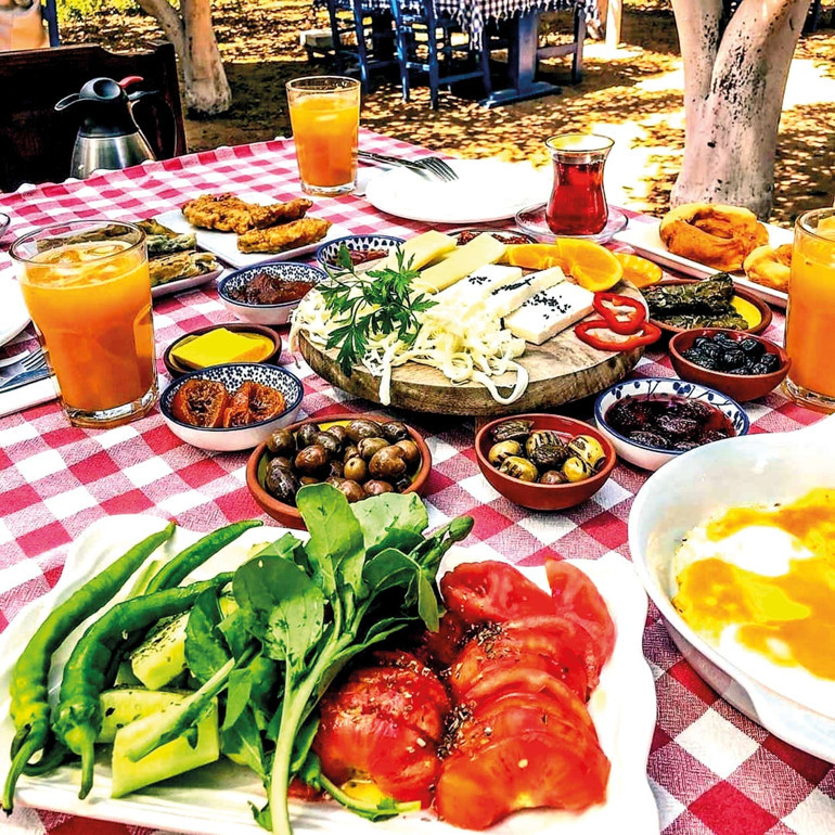 Yaz tatiline böyle bir  kahvaltı yakışır