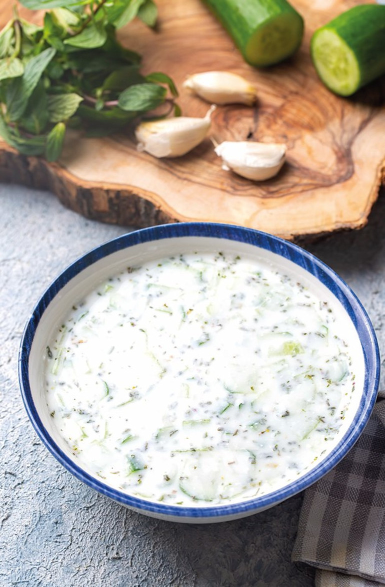 Çoban salatası mı cacık mı