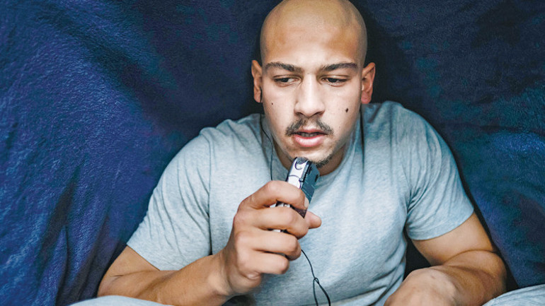 Çizginin dışında yürüyenler...