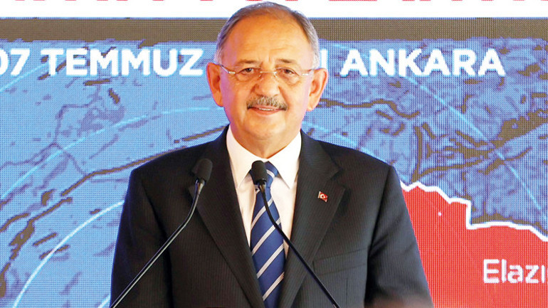 Yerinde dönüşüm hamlesi: Depremzedeye 500 bin TL hibe, 500 bin TL faizsiz, 2 yıl ödemesiz 10 yıl vadeli kredi