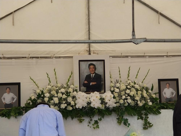 Abe suikastının birinci yıldönümü