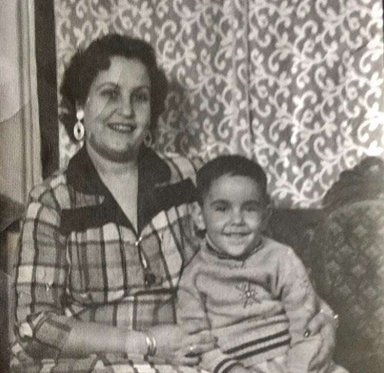 Anneme ve babama çok yalvarmıştım... Yaşarken en büyük hayalini gerçekleştirmeyi başarmıştı