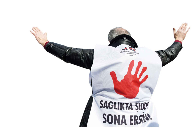 Mirasımız ve geleceğimiz olan sağlık personelimize sahip çıkalım