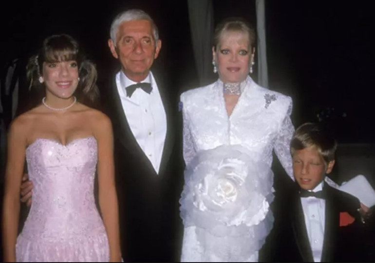 Babasının mirasından faydalanamamıştı: Bir zamanların yıldız oyuncusu 5 çocuğuyla yol kenarında bir motele yerleşti