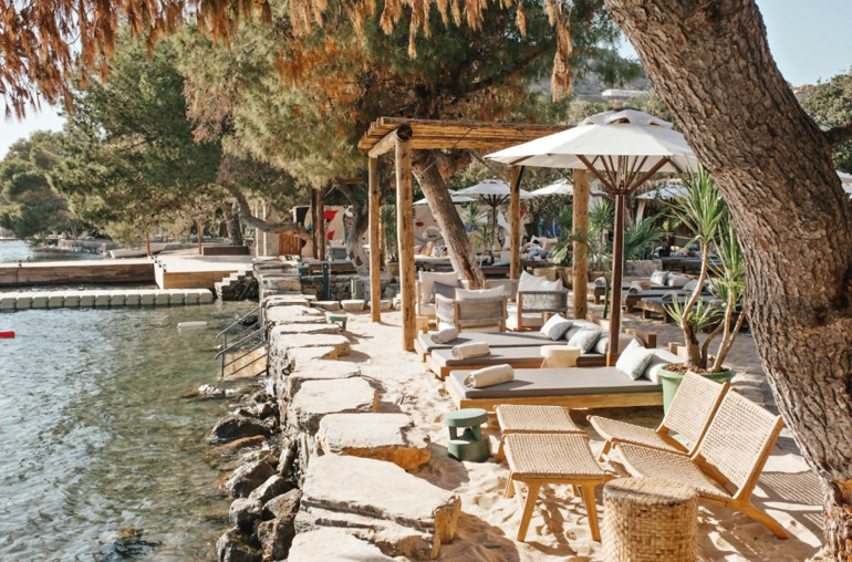 Çeşme Momo-Bodrum  Momo kıyaslaması