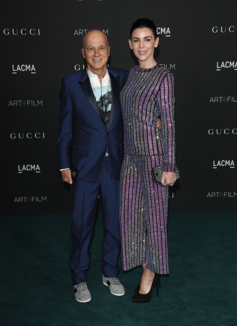 Dünyanın gözü önünde aldatılmış, ihanet yuvasını yıkmıştı: Mutluluğu kendinden yaşlı kocasında buldu