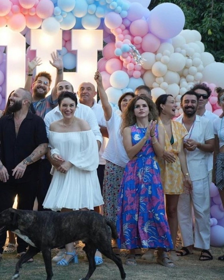 Bebeğin cinsiyeti belli oldu