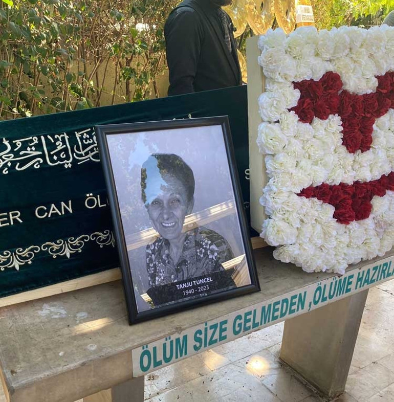 “Böyle bir ölümü hak etmedi” Tanju Tuncel son yolculuğuna uğurlandı
