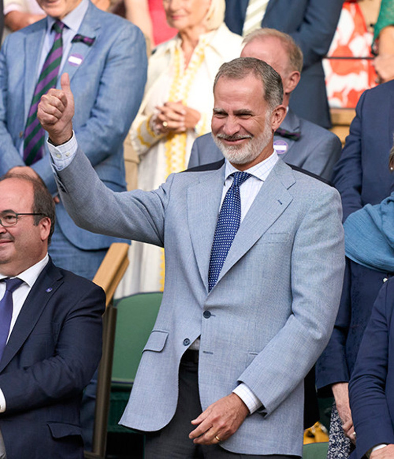 Wimbledon finaline ünlü yağdı… Krallar, prensesler ve Hollywood’un en büyük yıldızları oradaydı: Brad Pitt’e bakmaktan maçı izleyemedik
