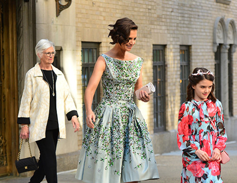 O doğmadan evlerine ultrason cihazı bile alınmıştı: Baba yüzü görmeden büyüdü, makyaj yapacak yaşa geldi