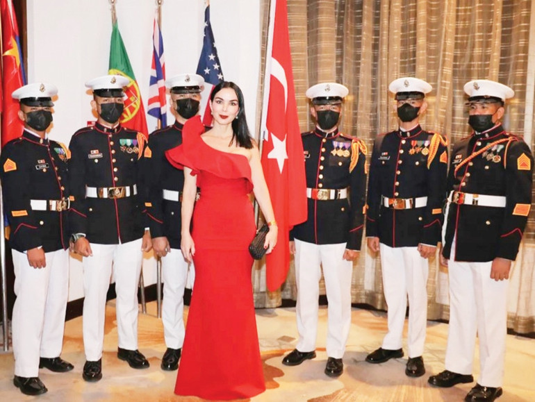 10uncu torun yolda... İdo Tatlıses baba oluyor