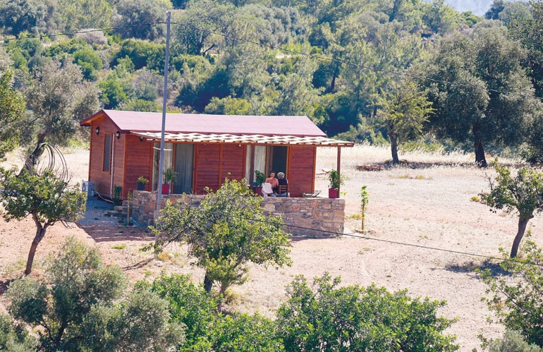 Her şeyi ardında bırakıp İstanbulu terk etmişti... Özlem Tekin, çiftliğin kapısına kilit vurdu