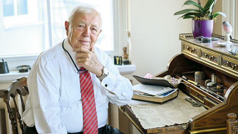 Vekillerin, bakanların hocasından siyaset dersleri