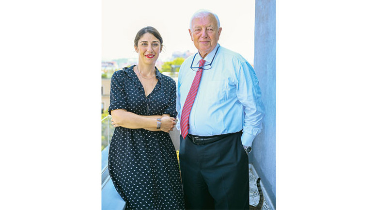 Vekillerin, bakanların hocasından siyaset dersleri