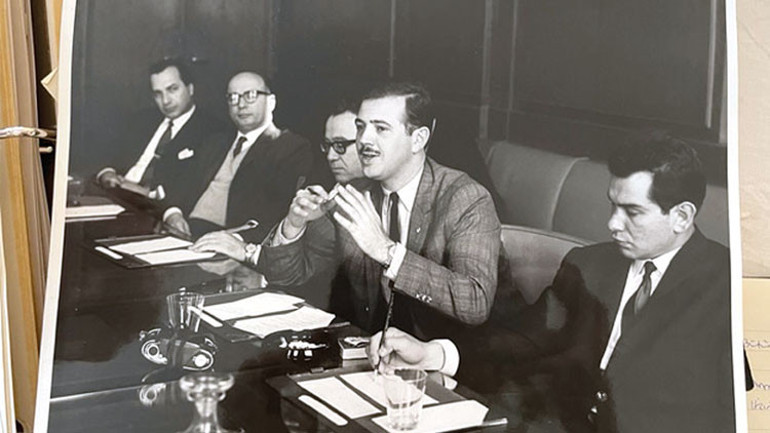 Vekillerin, bakanların hocasından siyaset dersleri