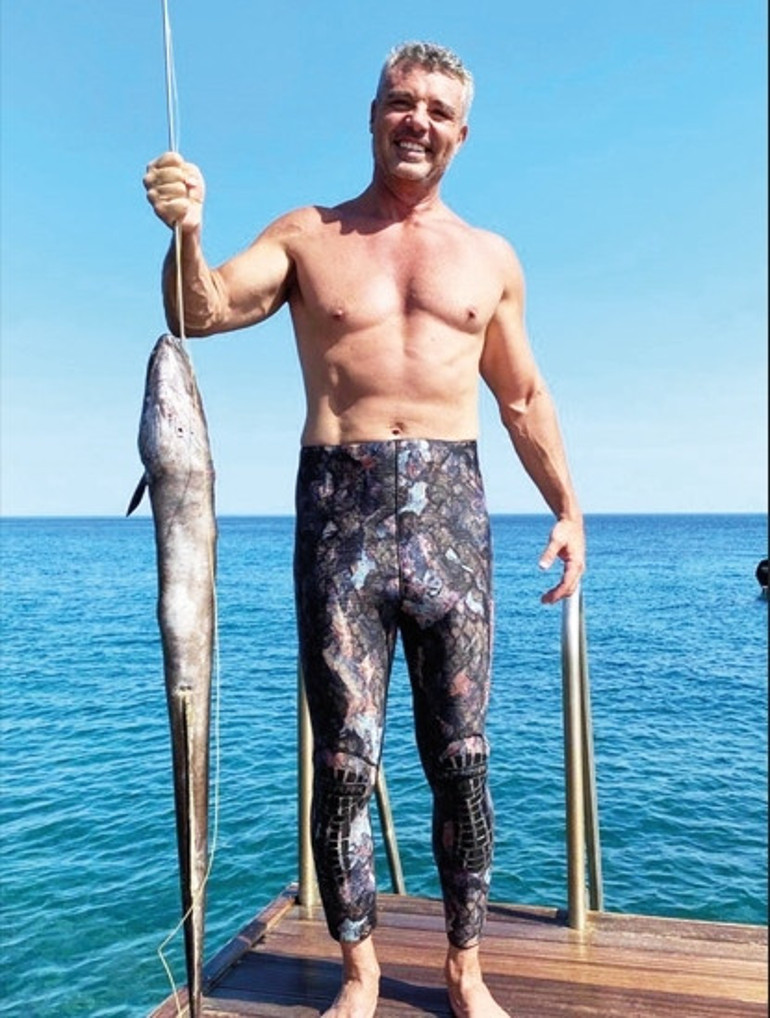 Müzik kulağı olan herkes fark eder bu benzerliği