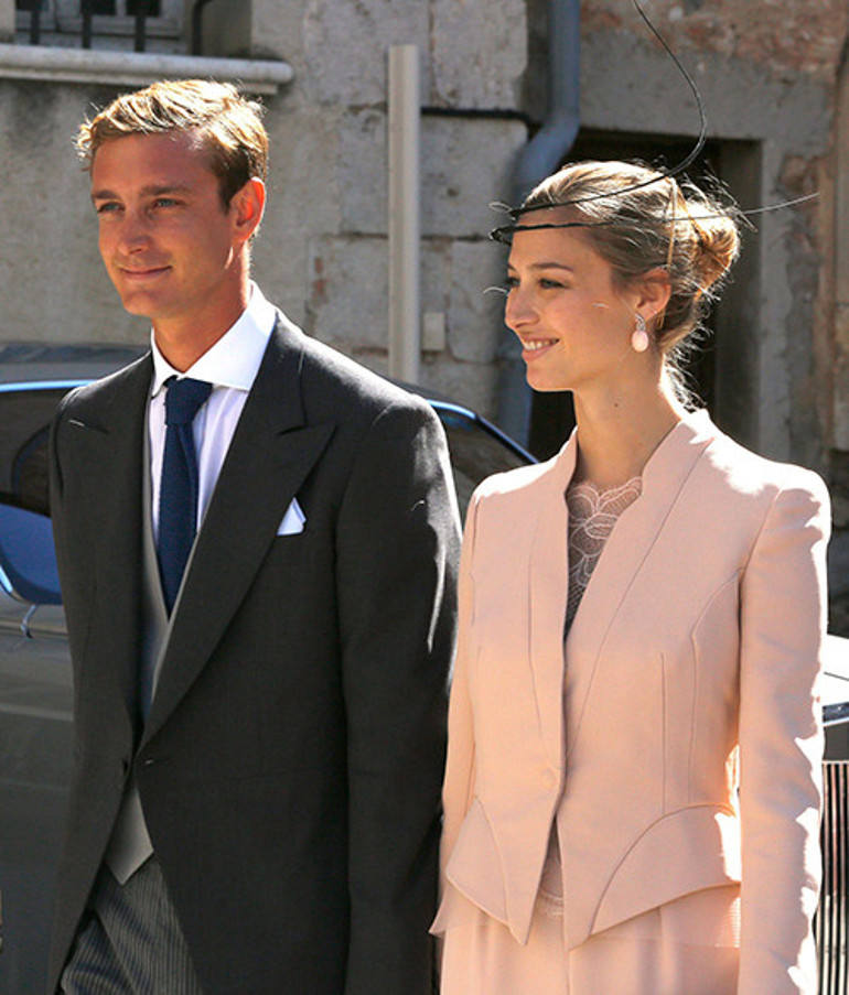 İstese hiç çalışmadan rahatça yaşar... Ama gösterişli evinden çıktı, cinayet zanlısının peşine düştü