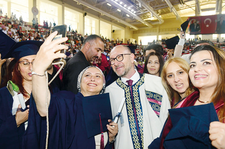 Rektörlerden mesaj var