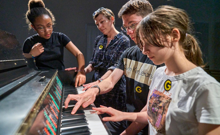 Sanat piyasası, sermaye dinamikleri ve etkileyici sergileriyle Art Basel 2023