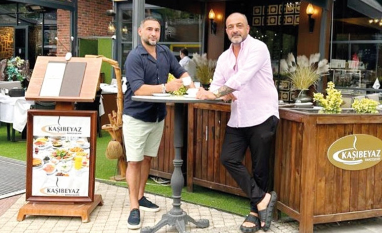 Acun Ilıcalının konukları