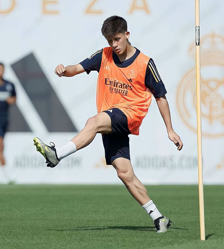 Son Dakika: Real Madridde Carlo Ancelottinin yeni Arda Güler planı Sakatlık sonrası kararını verdi...