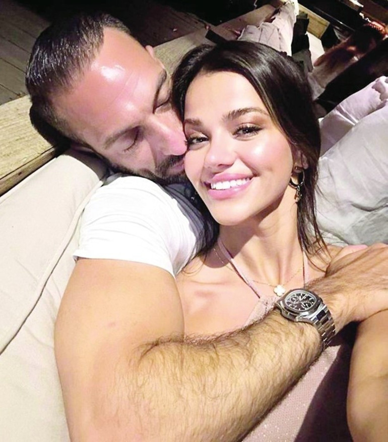 Demet Özdemir, sevgilisi Yunan DJ Sergio ile fotoğrafını paylaştı