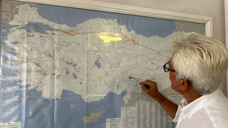 Prof. Dr. Pampal, Savrun Fayında inceleme yaptı: Aktif olduğunu gösteren emare yok