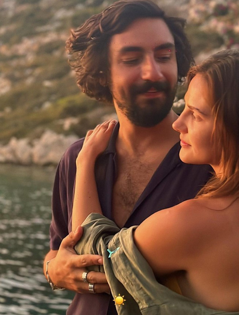 Alina Boz ile Umut Evirgenin romantik pozuna Demet Akalından şaşırtan yorum