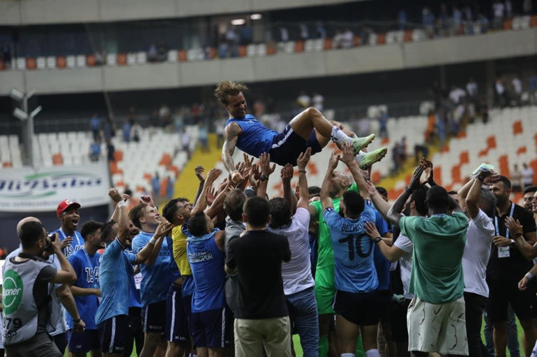 Adana Demirspordan tarihi galibiyet (Adana Demirspor 2-1 Cluj)