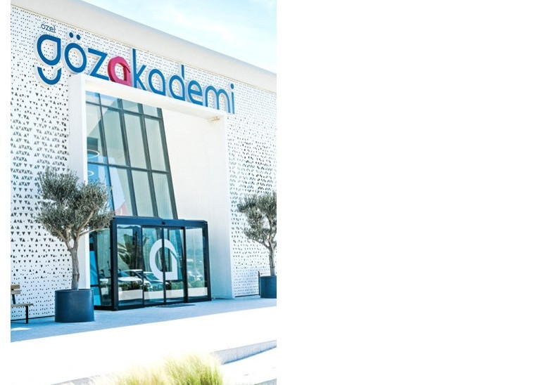 Gezgin - Dilek Yeğinsü & Kaan Yeğinsü Zamansız klasikleri ve yeni popülerleriyle Bodrum