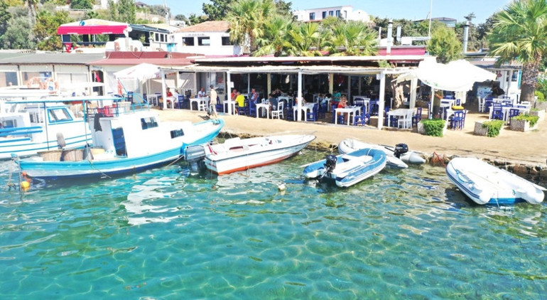 Gezgin - Dilek Yeğinsü & Kaan Yeğinsü Zamansız klasikleri ve yeni popülerleriyle Bodrum