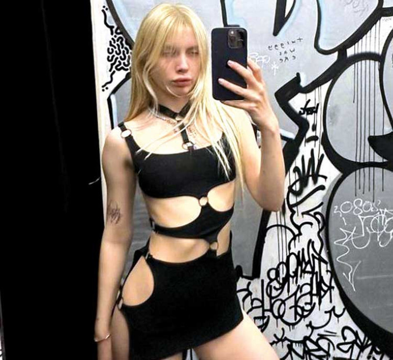 Süreyya Yalçın...Abartılı ve ürkütücü