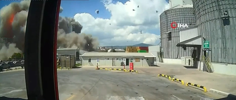 Son dakika... Kocaelide TMO silosunda patlama: 3ü ağır 12 yaralı