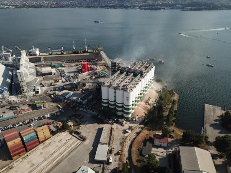 Son dakika... Kocaelide TMO silosunda patlama: 3ü ağır 12 yaralı